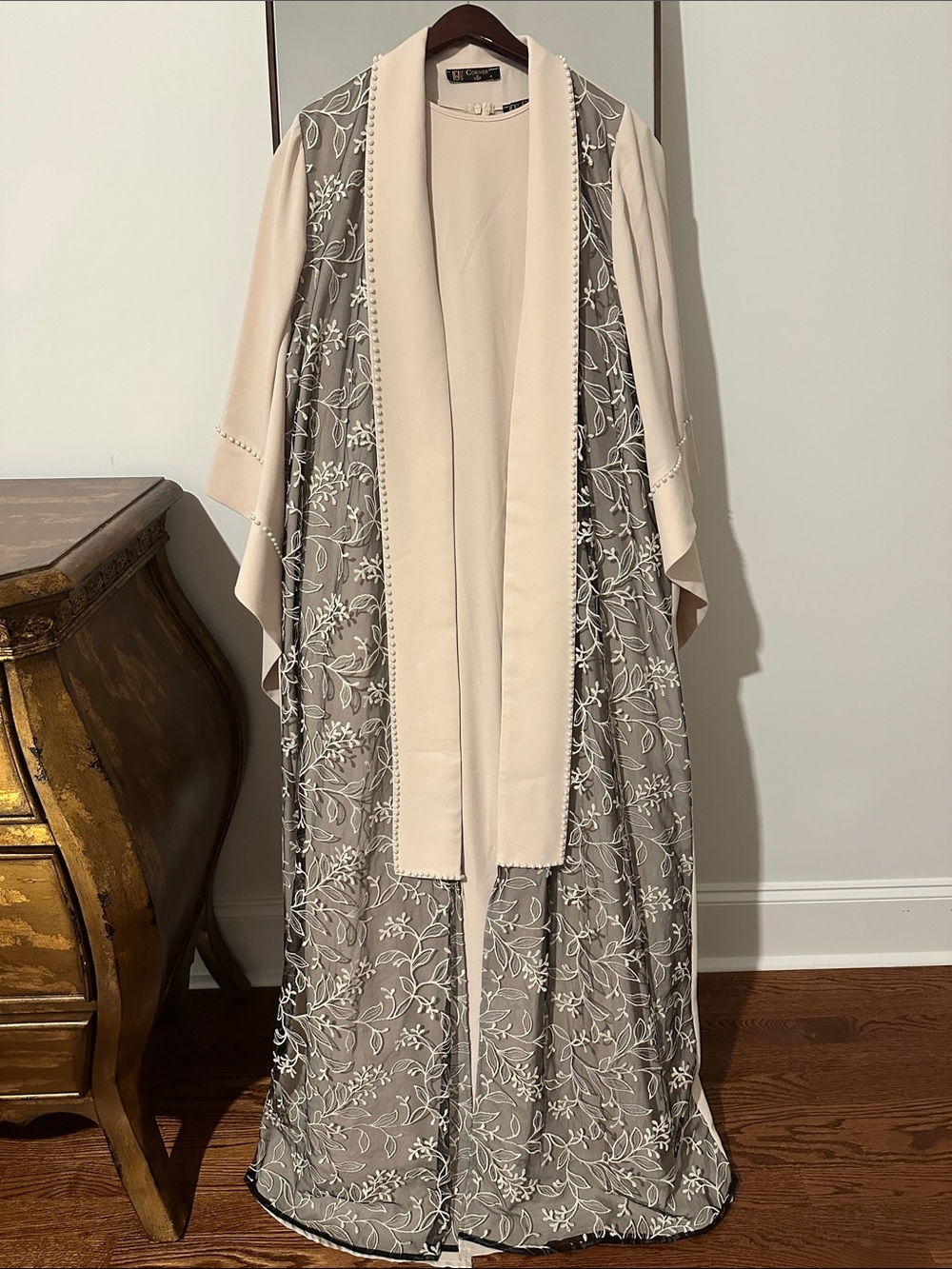 Elegant Cream & Gray Embroidered Long Abaya Jacket and Underpiece